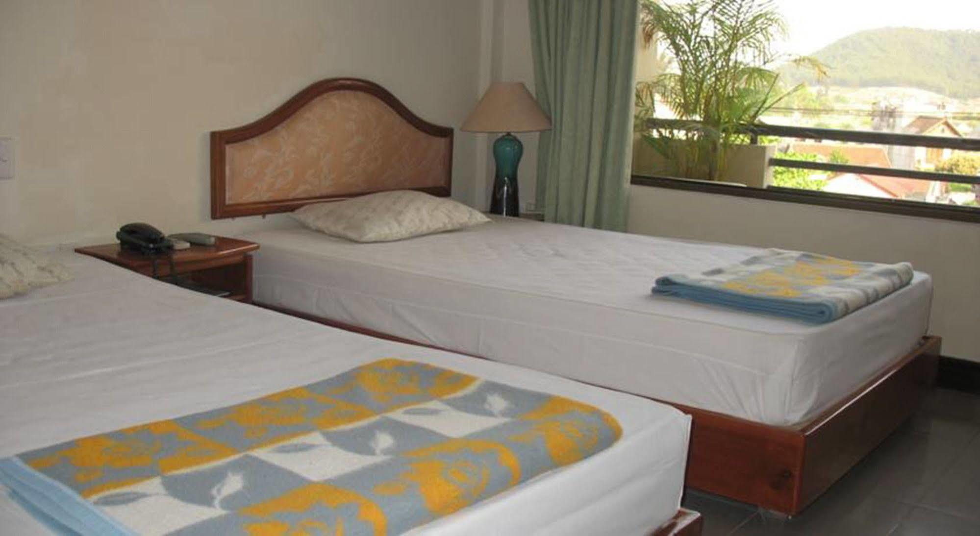 Ngu Binh Hue Hotel Eksteriør bilde