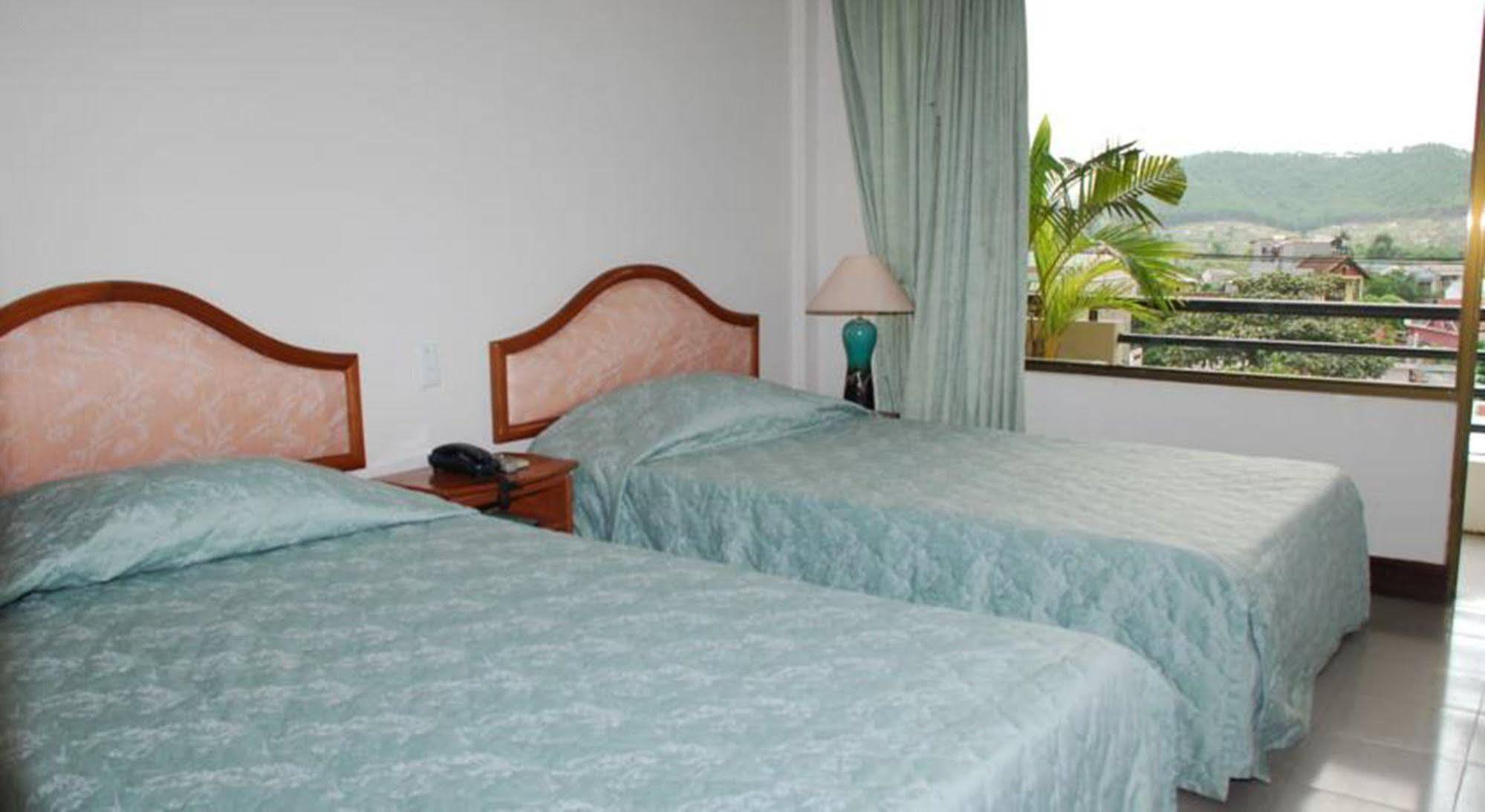 Ngu Binh Hue Hotel Eksteriør bilde